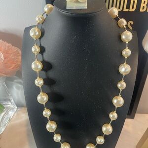 VTG Faux Freshwater Pearl Necklace & Earring Set